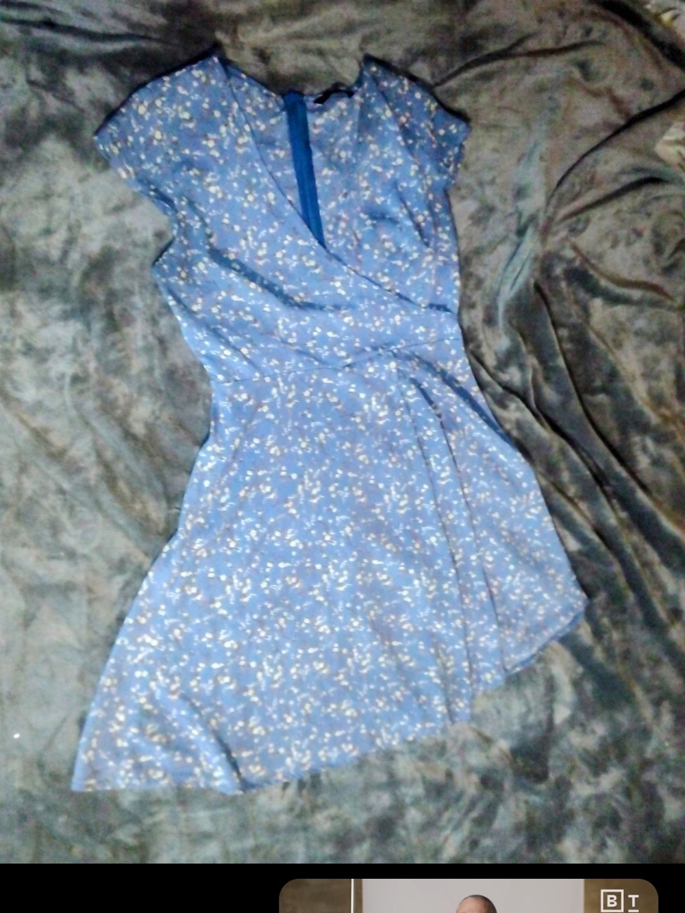 Blue Fit and Flare V-neck Floral Dress Size Medium